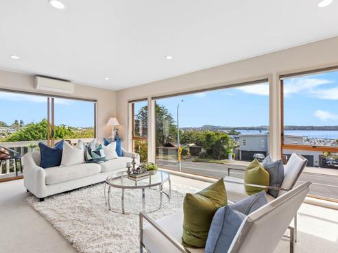 74B Takutai Avenue, Half Moon Bay