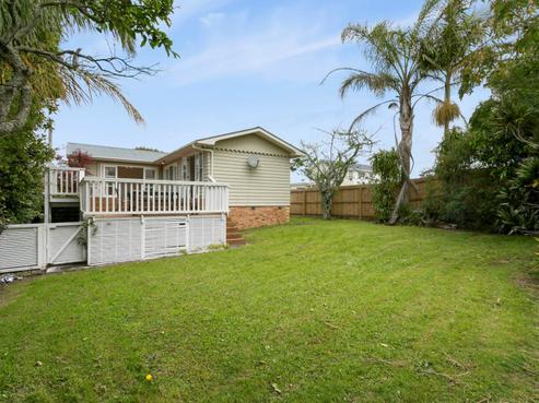86 Moa Road, Point Chevalier
