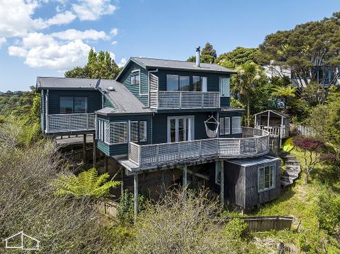 155 Victory Road, Laingholm