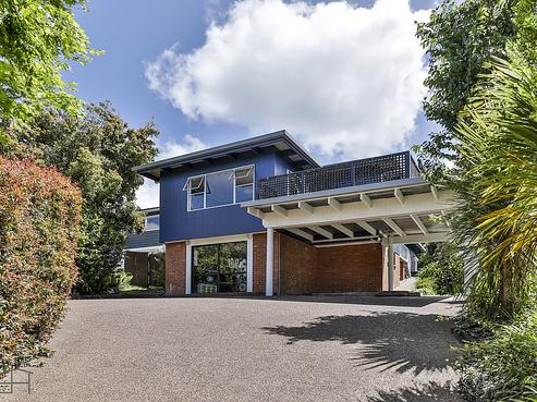 58 Daffodil Street, Titirangi