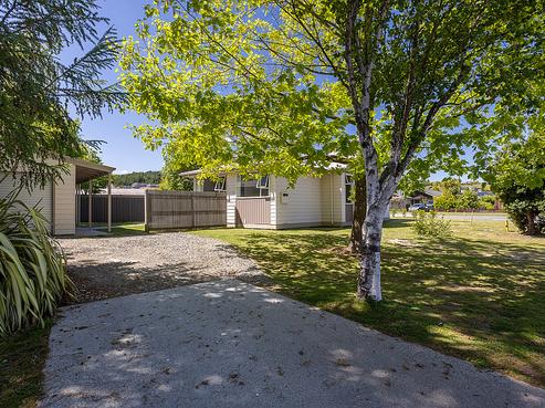 2 Hunter Crescent, Wanaka