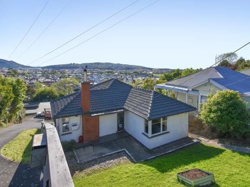 37 Easther Crescent, Kew
