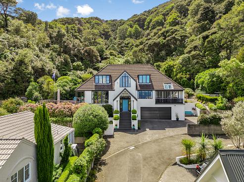 110 Cheviot Road, Lowry Bay