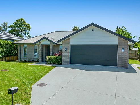 4 Brian Cowley Place, Tuakau