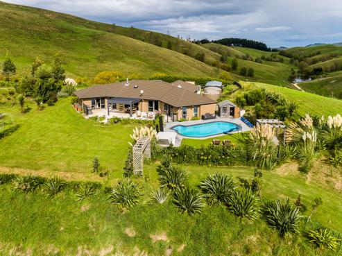 57 Timoti Road, Waimarama
