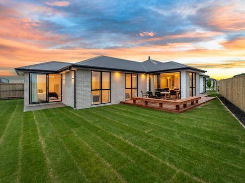 5 Oakleigh Street, Woodend