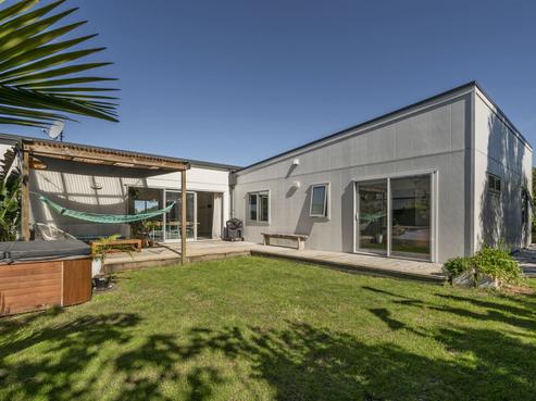 5 Summer Lane, Tairua