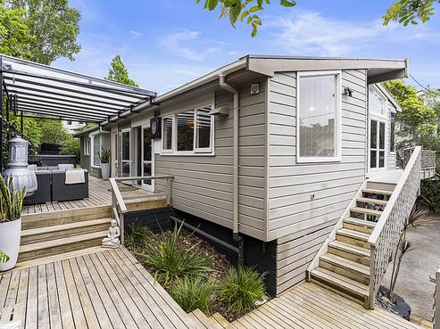 2/663A Beach Road, Rothesay Bay