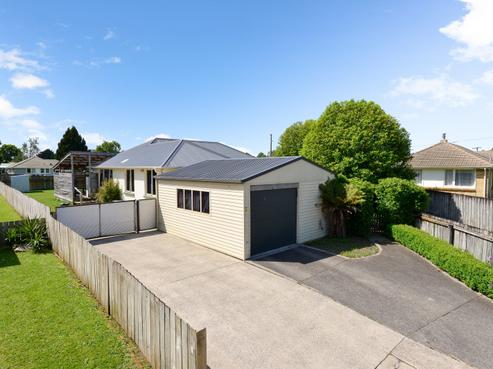 33 Masefield Drive, Enderley
