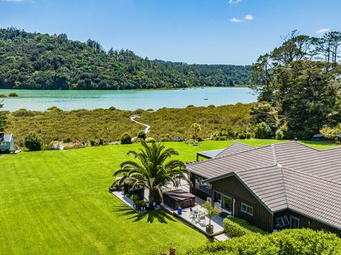 29 Gails Drive, Okura