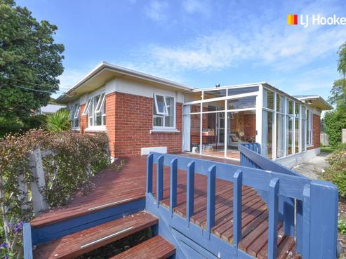 8 Frances Street, Broad Bay
