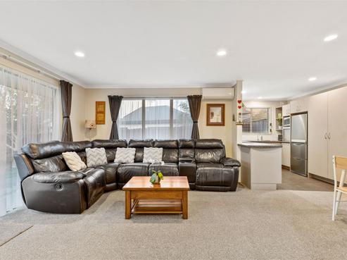 24 Zefiro Drive, Massey