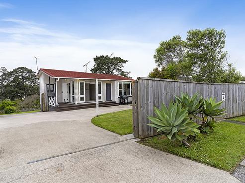 59 Taurus Crescent, Beach Haven
