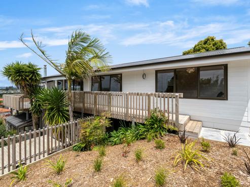 20 Orewa Heights Crescent, Orewa