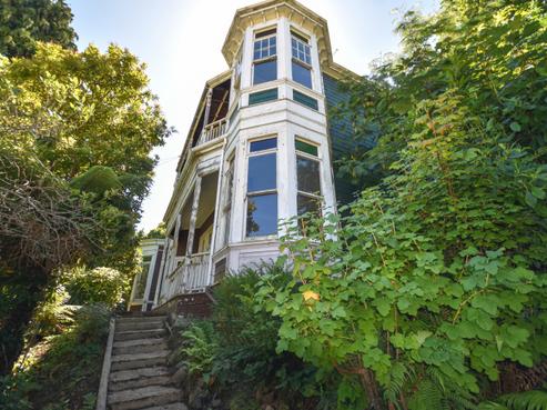 84 Bank Street, Dalmore