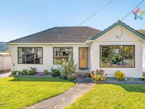 13 Lees Grove, Wainuiomata