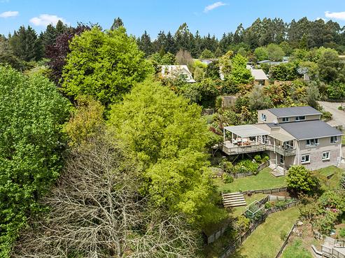 79 Tihi Road, Springfield