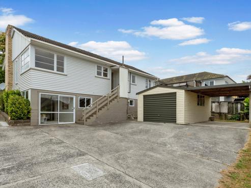15 Thomson Avenue, Dinsdale