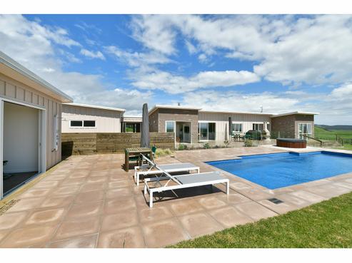 3354 Kaipara Coast Highway, Kaipara Flats
