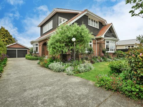 173 Catherine Street, Windsor