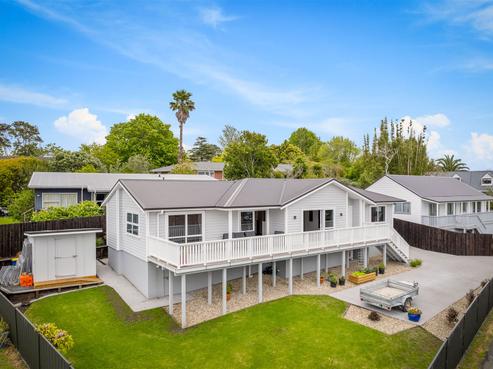 22A Raelene Place, Massey