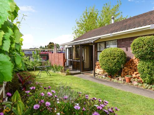 120 Clyde Street, Hamilton East
