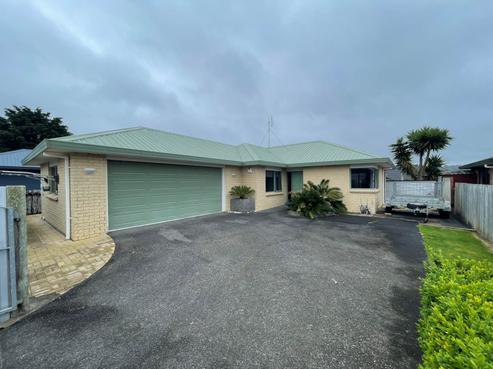 18A George Crescent, Buckland