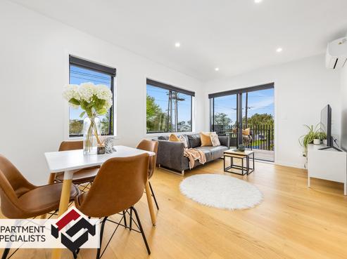 32 Smale Street, Point Chevalier