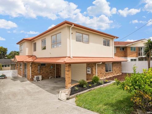 6 School Road, Te Atatu South
