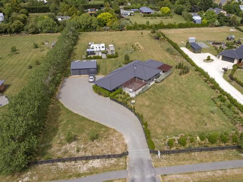 17 Landsborough Drive, Darfield