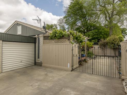 2/649 Main North Road, Belfast