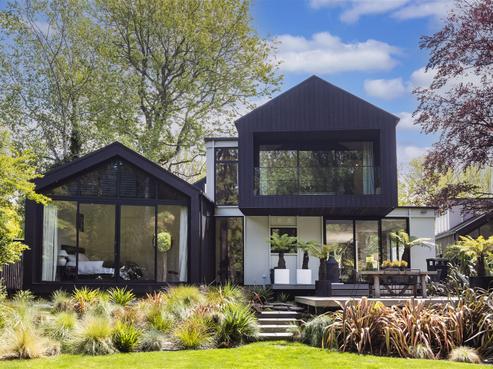 1B Wood Lane, Fendalton