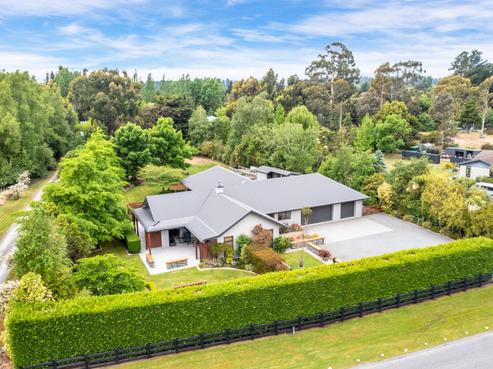 52 Allin Drive, Waikuku Beach