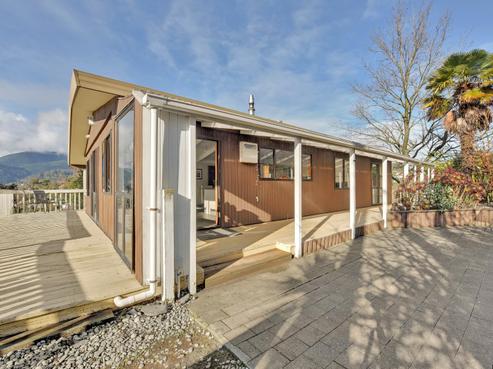 5 Lucas Terrace, Stepneyville
