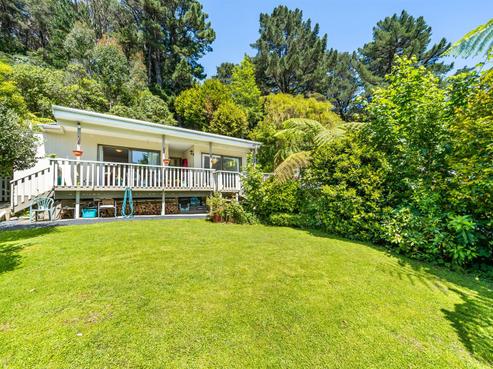 14 Hine Road, Wainuiomata