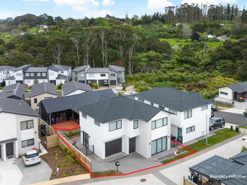 12A Kaimai Avenue, Massey