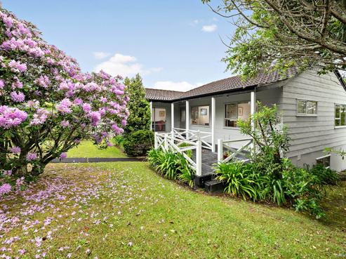 147 Weatherly Road, Torbay