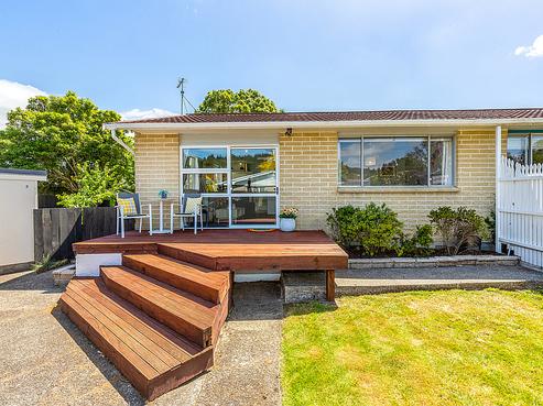 1/2 Sequoia Place, Maoribank