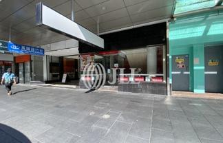 Spacious retail opportunity on the 'Golden Mile'