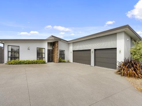 74 Sutherland Drive, Woodend Beach
