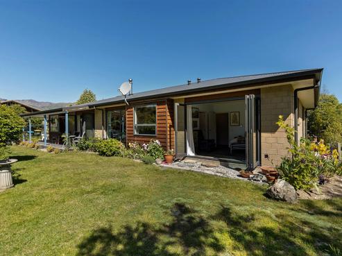 166 Capell Avenue, Lake Hawea