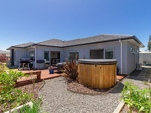 6 Aparima Place, Te Awa