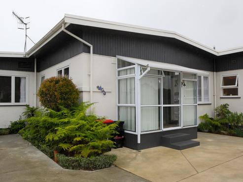 2/507 Omahu Road, Frimley