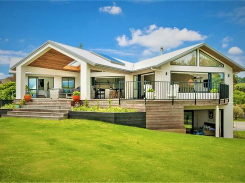 116 Miro Place, Matarangi