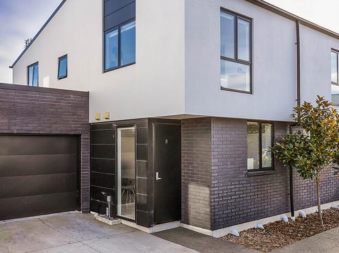 21 Verlamio Lane, Edgeware