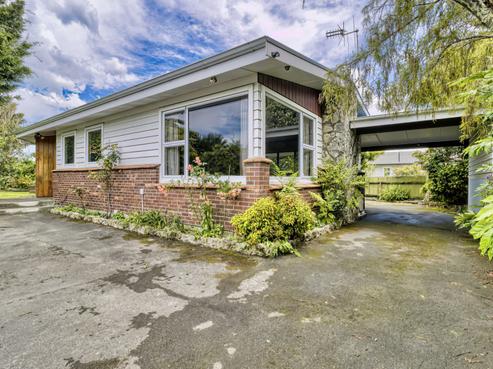 385 Kennedy Road, Pirimai