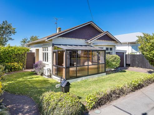 147 Bay View Road, South Dunedin