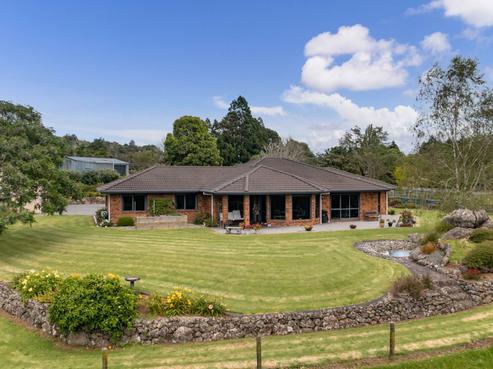 6 De L'isle Lane, Maungatapere