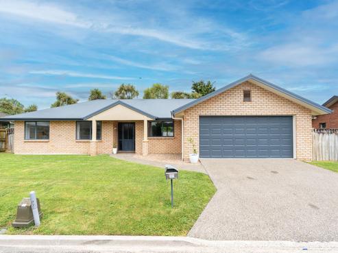 44 Nielsen Gardens, Rototuna