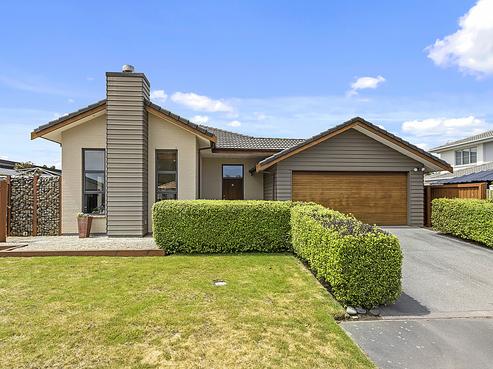 4 Brookfield Drive, Northwood